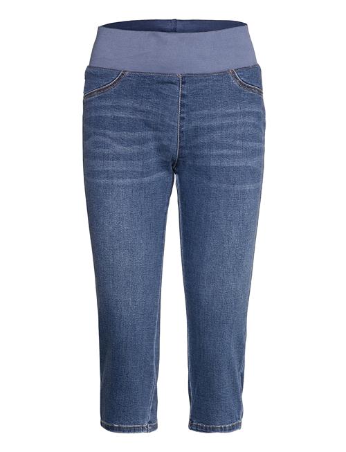 Capri Pants From Freequent In A Lovely Denim Fabric. The Pants Are Simple In The FREE/QUENT Blue