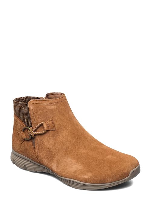 Se Womens Seager Skechers Brown ved Booztlet