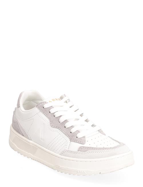 Se ARKK Copenhagen Optim Leather Stratr65 White Marshm ARKK Copenhagen White ved Booztlet