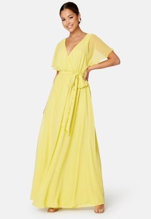 Se Goddiva Flutter Chiffon Maxi Dress Soft Lemon S (UK10) ved Bubbleroom