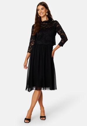 Se Bubbleroom Occasion Lace Midi Dress Black 34 ved Bubbleroom