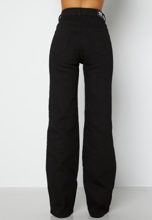 Se Dr. Denim Moxy Straight 099Solid Black XL/30 ved Bubbleroom