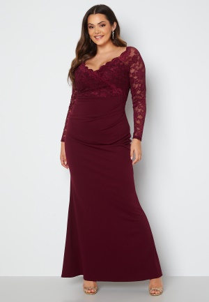 Se Goddiva Curve Long Sleeve Lace Trim Maxi Dress Dark Wine 50 (UK22) ved Bubbleroom