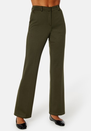 Se BUBBLEROOM Serene soft suit pants Dark green XS ved Bubbleroom