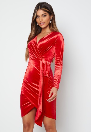 Se BUBBLEROOM Snapshot Drape Dress Red S ved Bubbleroom