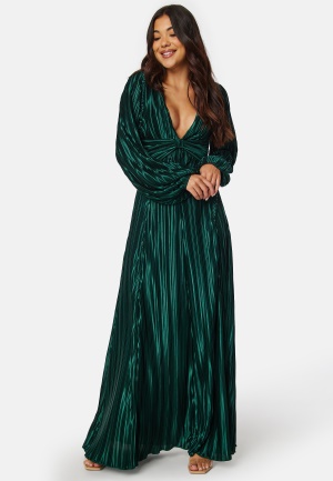 Se Bubbleroom Occasion Mae Pleated Gown Dark green 34 ved Bubbleroom