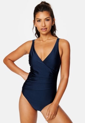 Se BUBBLEROOM Hilde Shaping Swimsuit Dark blue 34 ved Bubbleroom