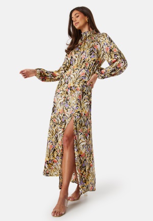 Se Bubbleroom Occasion Nagini Printed Dress Yellow / Patterned 34 ved Bubbleroom