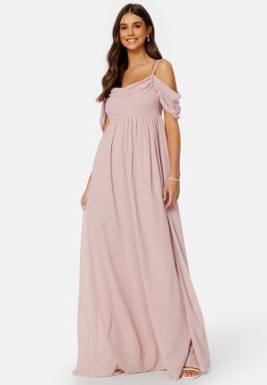 Se Bubbleroom Occasion Luciana Gown Dusty pink 38 ved Bubbleroom