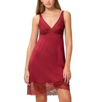 Se Triumph Lounge Me Amourette NDK New Fit Nightdress Rød viskose 44 Dame ved Timarco