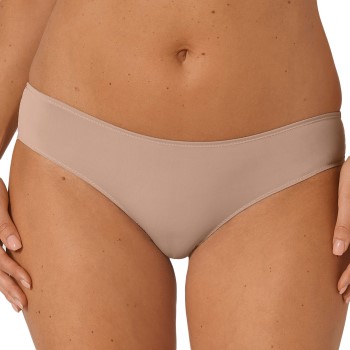 Triumph Trusser Lovely Micro Brazilian Thong Beige Medium Dame