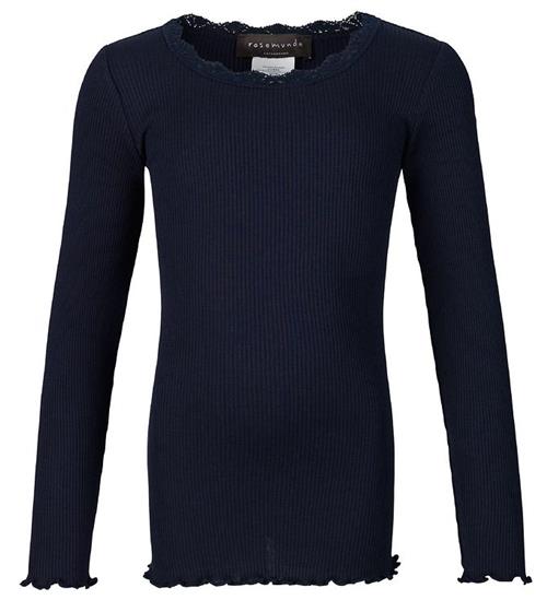 Se Rosemunde Rosemunde Bluse - Navy m. Blonder ved KidsWorld