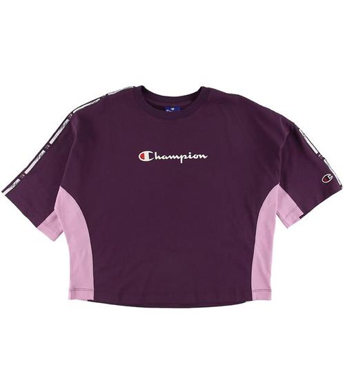 Se Champion Champion Fashion T-shirt - Crop - Lilla m. Logo ved KidsWorld