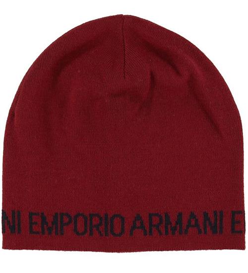 Se Emporio Armani Emporio Armani Strikhue - Uld/Akryl - MÃ¸rk RÃ¸d m. Tekst ved KidsWorld