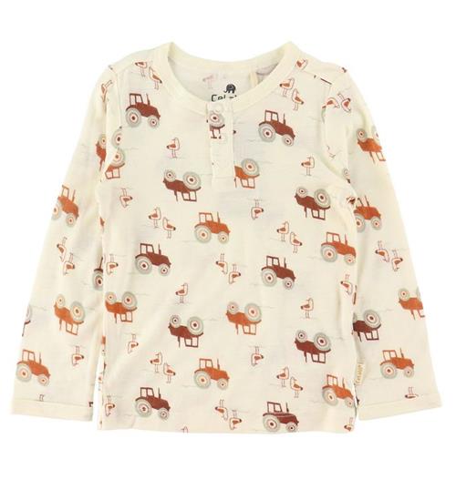 Se CeLaVi Bluse - Tortoise Shell m. Traktorer ved KidsWorld