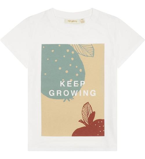 Se Soft Gallery Soft Gallery T-shirt - Bass - Snow White m. Print ved KidsWorld