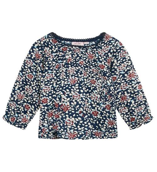 Se Noa Noa miniature Bluse - Baby Blue Flower - Print Blue ved KidsWorld