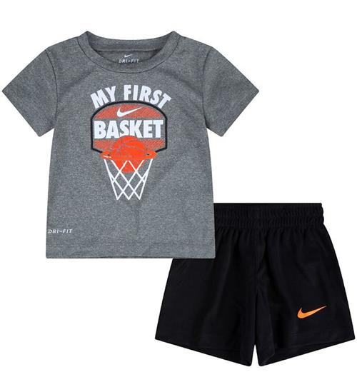 Nike Nike ShortssÃ¦t - T-shirt/Shorts - My First Basket - Sort/GrÃ¥