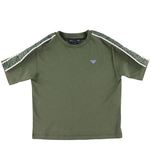 Se Emporio Armani T-shirt - ArmygrÃ¸n m. Logostribe ved KidsWorld