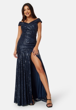 Se Goddiva Sequin Bardot Pleat Maxi With Split Navy M (UK12) ved Bubbleroom