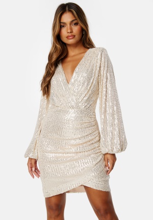 Se Bubbleroom Occasion Sparkling Wrap Dress Champagne 3XL ved Bubbleroom