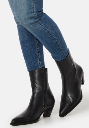 Se SELECTED FEMME StellaLeather Boot Black 37 ved Bubbleroom