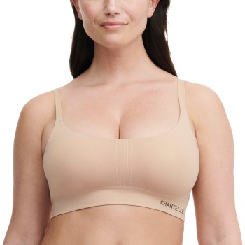 Se Chantelle Bh Smooth Comfort Wirefree Support Bralette Hud Small Dame ved Timarco