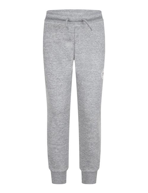 Se Converse Signature Fleece Chuck Patch Jogger / Signature Fleece Chuck Converse Grey ved Booztlet