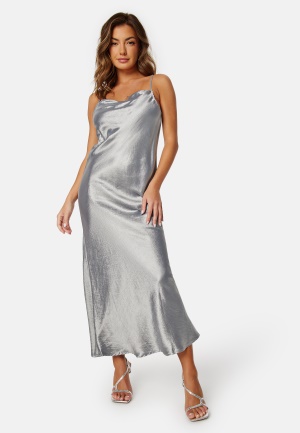 Se SELECTED FEMME Silva Ankle Strap Dress Silver 34 ved Bubbleroom