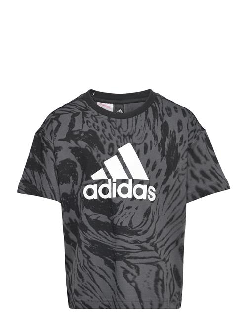 Se adidas Sportswear Future Icons Hybrid Animal Print Cotton Regular T-Shirt Adidas Sportswear Patterned ved Booztlet