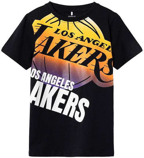 Se Name It NBA T-shirt - NkmOlfert NBA - Sort ved KidsWorld