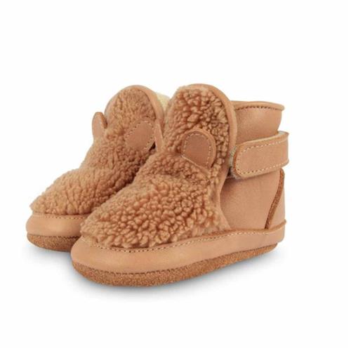 Se Donsje Amsterdam Richy Teddy Bear Babyskoer Light Maple Curly Faux Fur | Beige | 24-30 months ved Babyshop