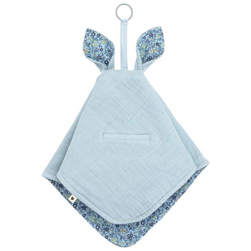 Se BIBS BIBS x Liberty Kostæppe Kangaroo Chamomile Lawn - Baby Blue | Blå | 0-3 ved Babyshop