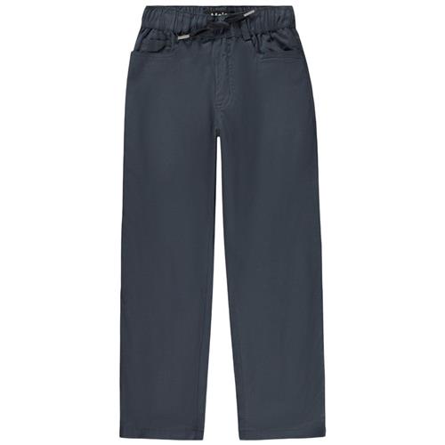 Se Molo Abe Chinos Dark Sky | Marine blå | 110 cm ved Babyshop