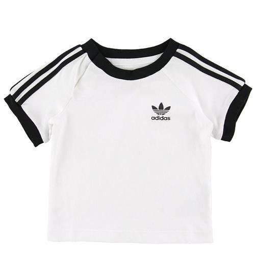 Se adidas Originals adidas Originals T-shirt - 3 Stripes - Hvid m. Logo ved KidsWorld