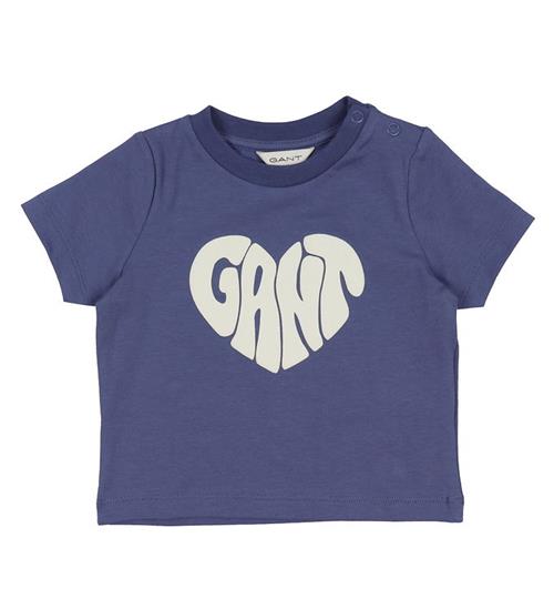 Se GANT GANT T-shirt - Heart Graphic - Washed Blue ved KidsWorld