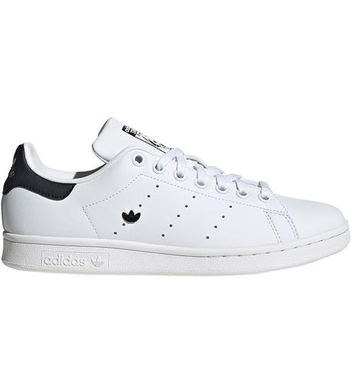 Se adidas Originals Sko - Stan Smith W - Hvid/Sort ved KidsWorld