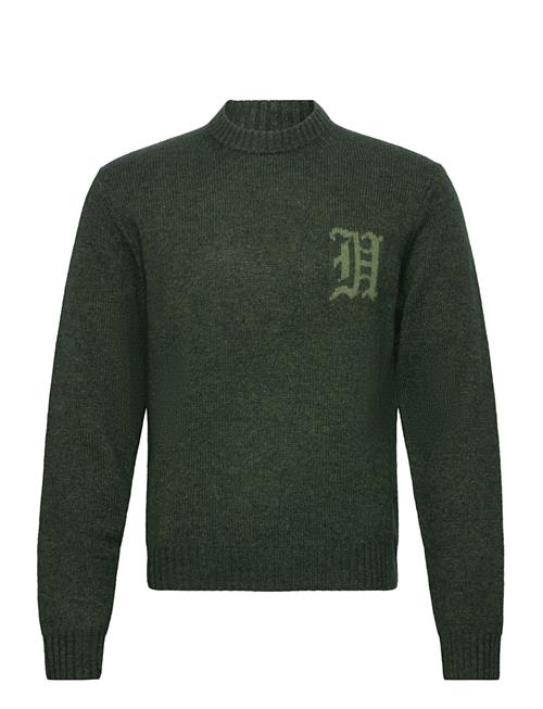 Se HAN Kjøbenhavn Intarsia Logo Crewneck Knit HAN Kjøbenhavn Green ved Booztlet