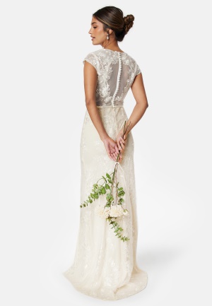 Se Bubbleroom Occasion Slit lace wedding Gown White 46 ved Bubbleroom