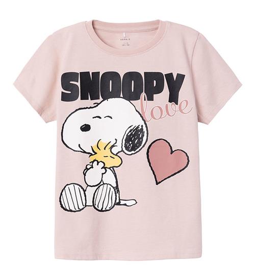 Se Name It Name It T-shirt - Noos - Snoopy - NkfNanni - Sepia Rose m. Print ved KidsWorld