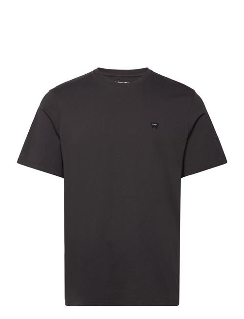 Se Sign Off Tee Wrangler Black ved Booztlet