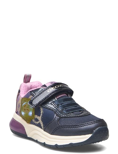 Se GEOX J Spaceclub Girl A GEOX Patterned ved Booztlet