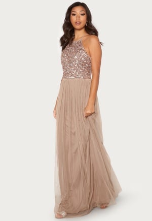 Se AngelEye High Neck Sequin Maxi Dress Taupe XS (UK8) ved Bubbleroom