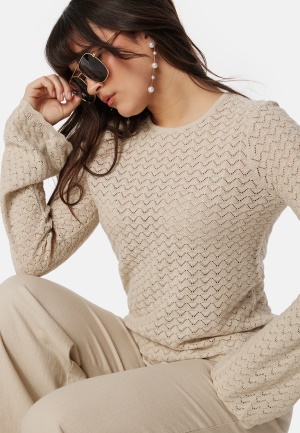 Se VERO MODA Vmiberia LS O-Neck knit top Oatmeal XS ved Bubbleroom