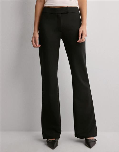 Nelly - Sort - Keep It Up Flare Pants