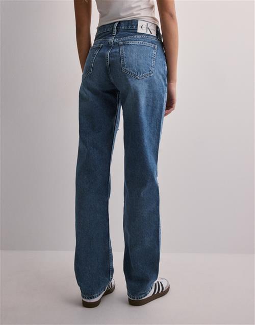 Se Calvin Klein Jeans - Blå - Low Rise Straight ved Nelly