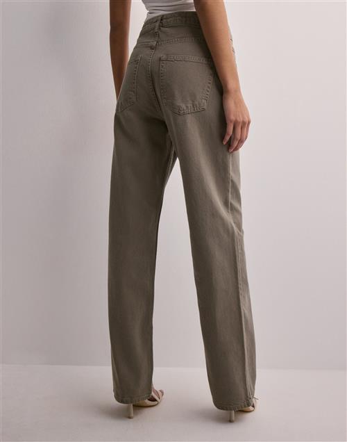 Se Neo Noir - Brun - Simona Denim Pants ved Nelly