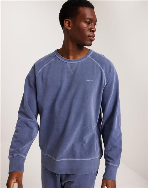 Se Gant Sunfaded C-Neck Sweat Sweatshirts Blue Sea ved NLY Man