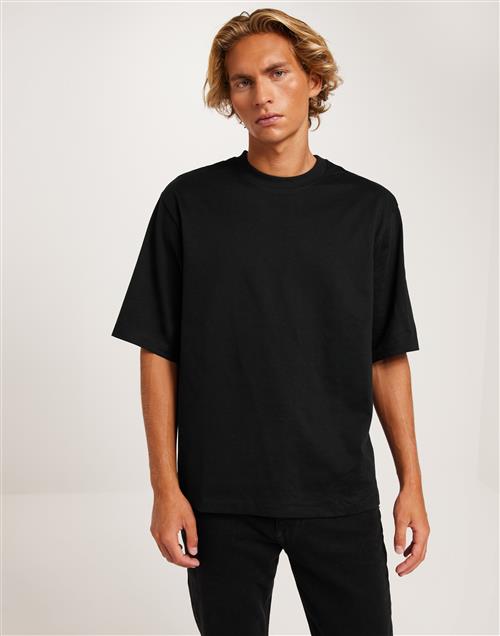 Only & Sons Onsmillenium Ovz Ss Tee Noos Kortærmede t-shirts Black