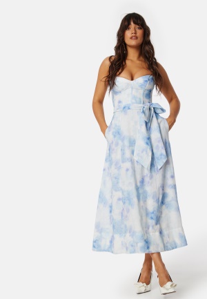 Se Bardot Vibrant tie dye midi dress Blue 36(UK8) ved Bubbleroom